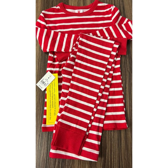 NWT Boys Target Red Striped Pajama Set - Size 6 - Picture 1 of 1